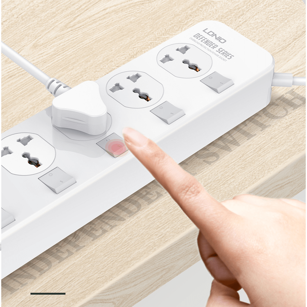 LDNIO 4-USB Charging 4-outlet Surge Protection Strip
