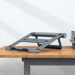 AceFast 100W PD 8-in-1 USB-C Docking Station